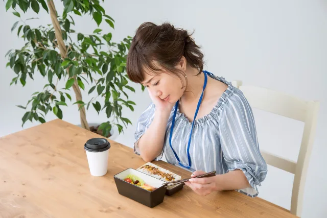 介護食で食欲不振時の原因や対策レシピ!解決策で宅配弁当もおすすめ!